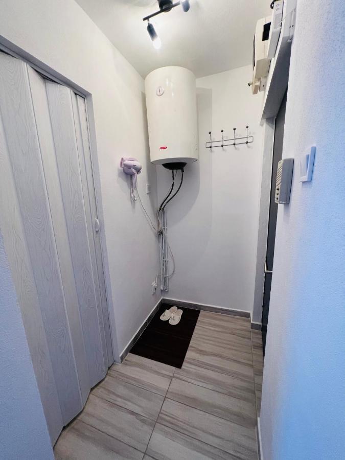 Miha modern&central apartament Arad Luaran gambar